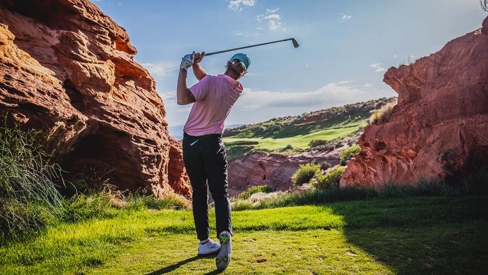 Golfer at Sand Hollow Resort