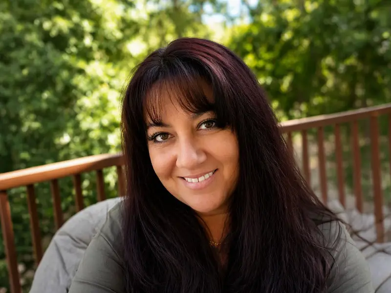 Joleen Robinson Portrait