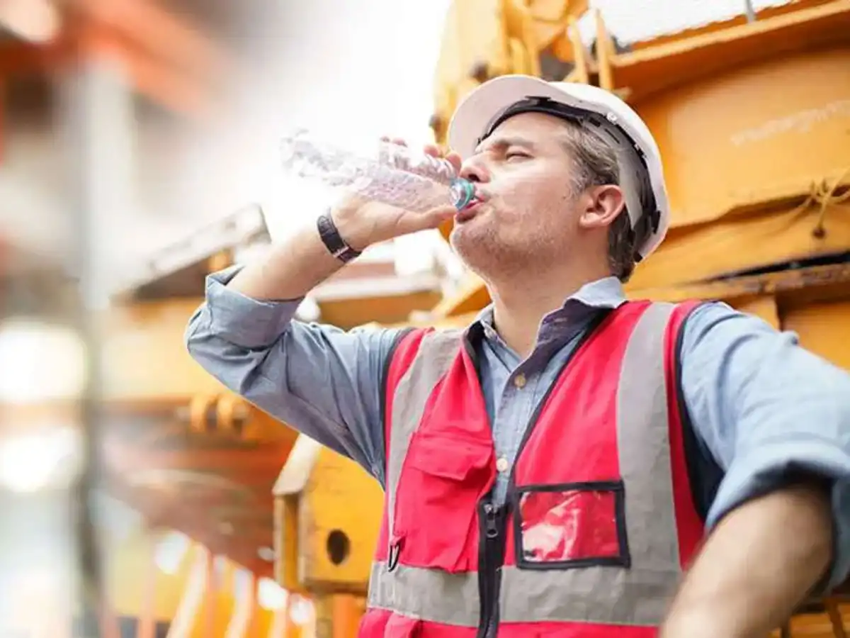 Blog Protecting Workers from Indoor and Outdoor Heat Exposure