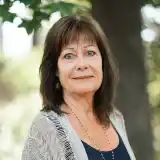 Contact Dana Wood