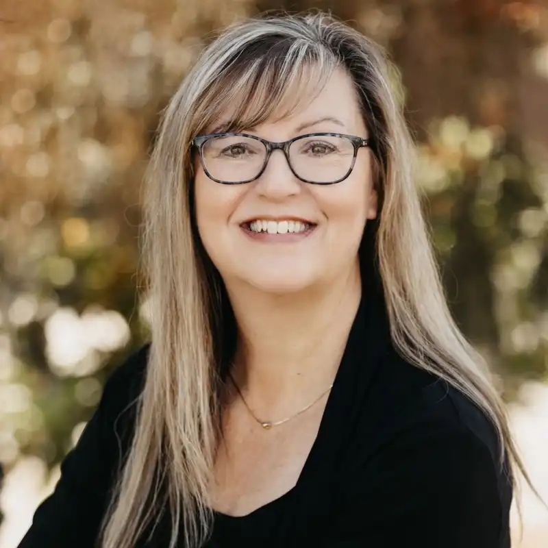 Lynnette Baily Portrait