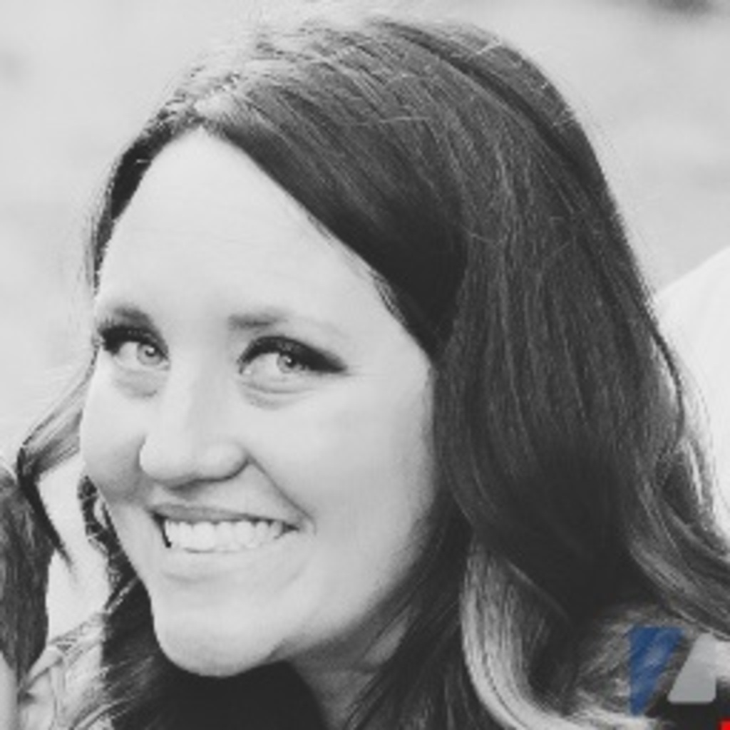 Brooke Ochoa Leavitt Group Central Portrait