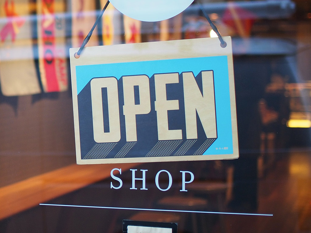 Do all businesses need general liability insurance?