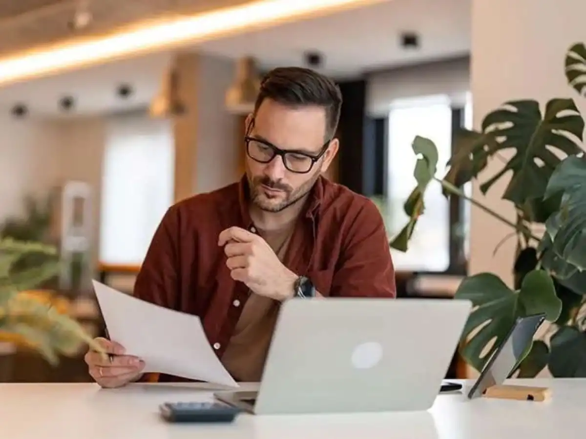 Blog Six Ways to Control Workers Compensation Costs