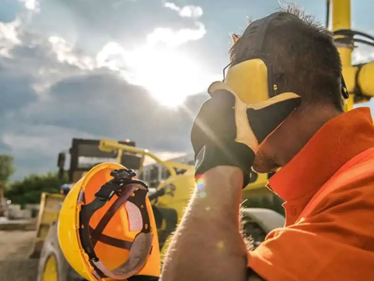 Blog Construction Site Hazards: Identifying and Mitigating Risks