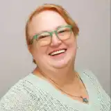 Contact Larina Staeden