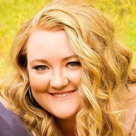 Destiney Lund LG Accounting Center Portrait