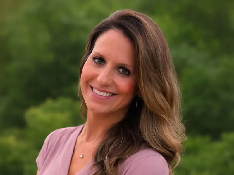 Shannon Collins Portrait