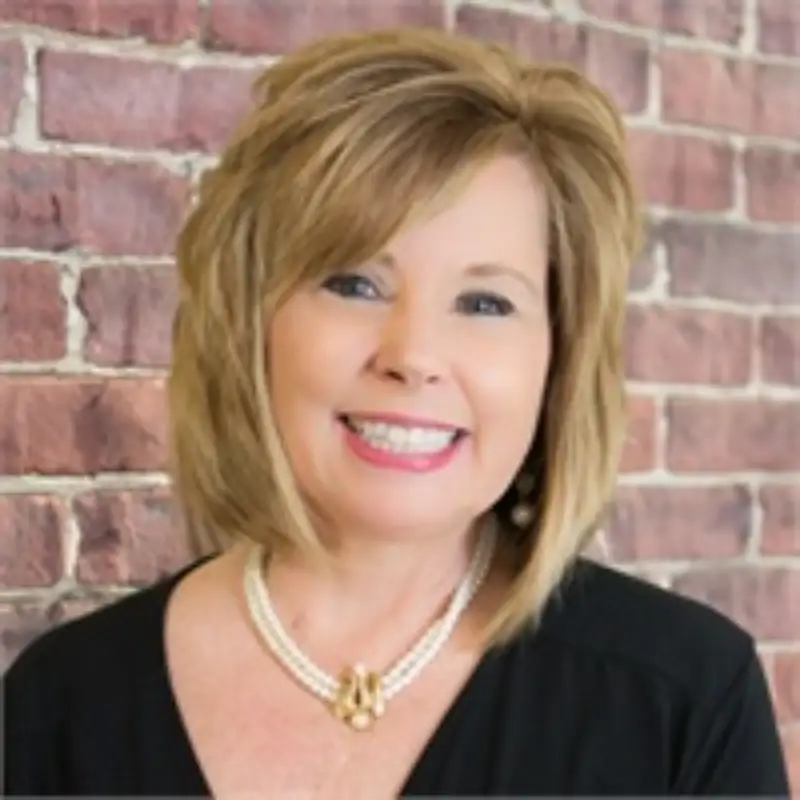 Kim Pellillo Portrait