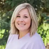 Contact Erin Bequette