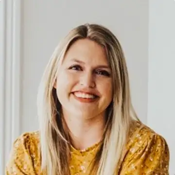 Tori Tatton Portrait