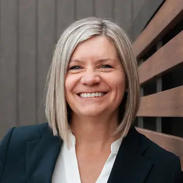 Susie Knudsen Portrait