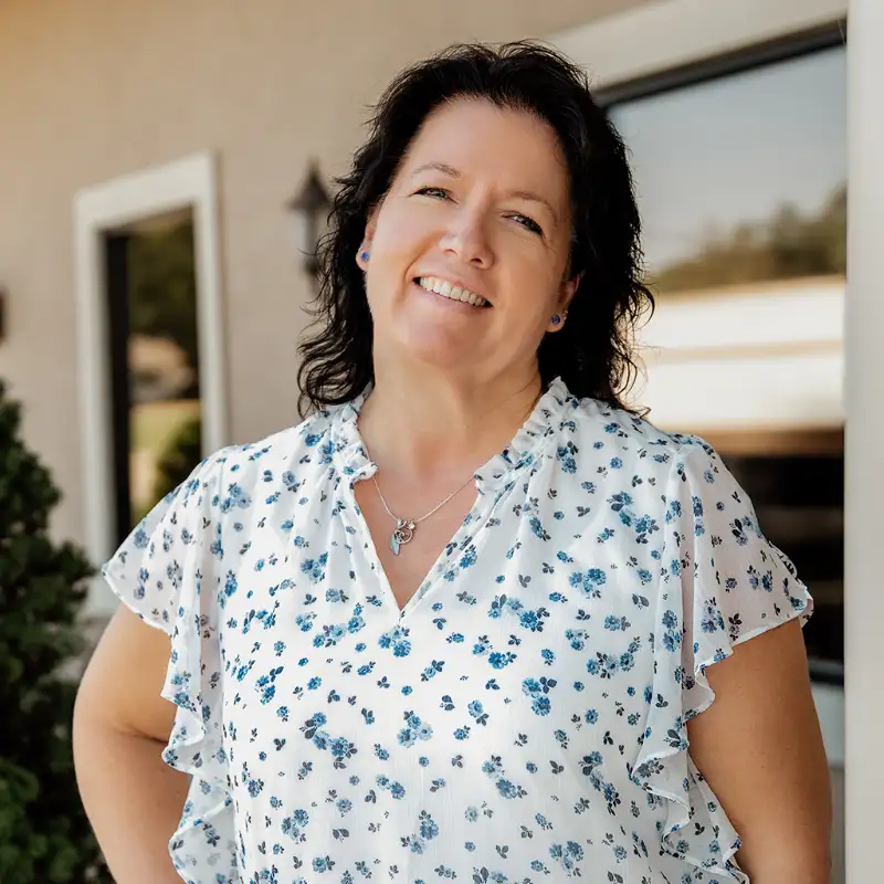 Becky Eidson Portrait
