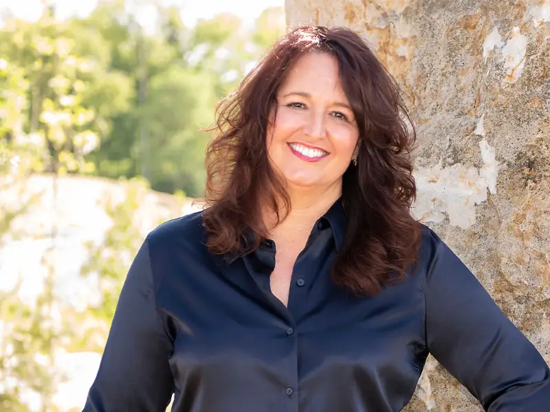 Shelly Tausch Portrait