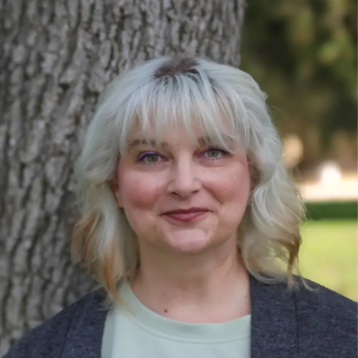 Angela Bacon