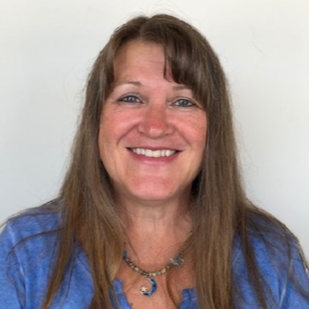Anna Keel LG Accounting Center Portrait