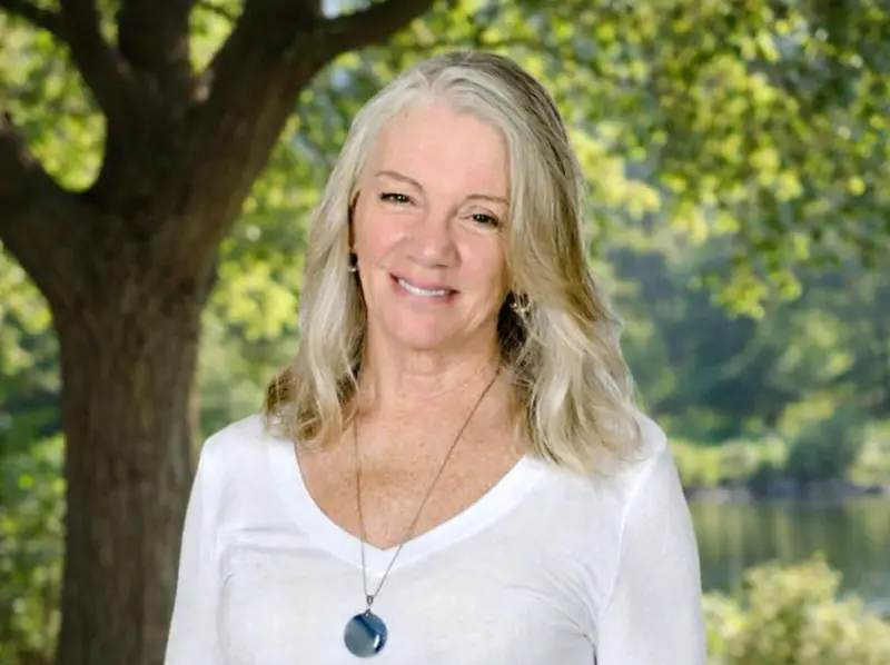 Kim Ayers Portrait