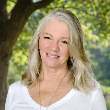 Kim Ayers