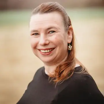Kathryn Aguiar