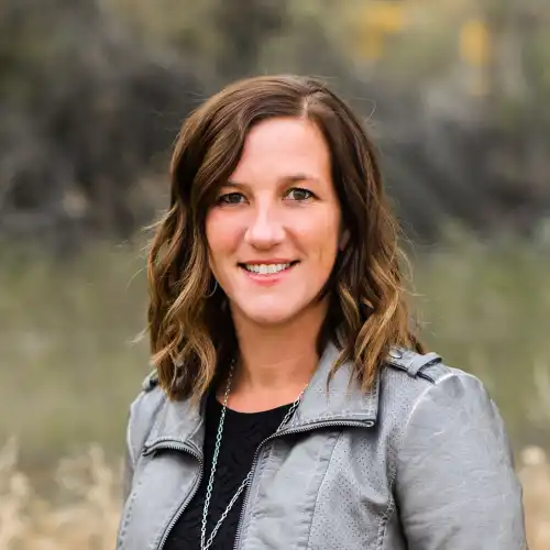 Holly Hovland Portrait